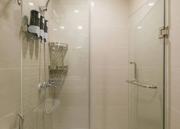 Luxurious Maison At 81 Newport Near Terminal 3 Airport 公寓 马尼拉